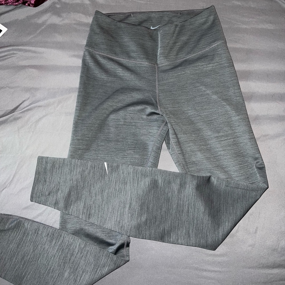 Gray Nike leggings